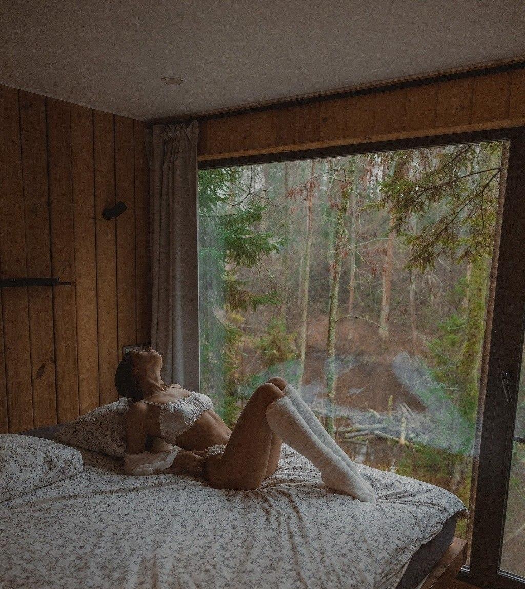 Елена привлекальеная девушка из Аткарска цена от 7000 руб