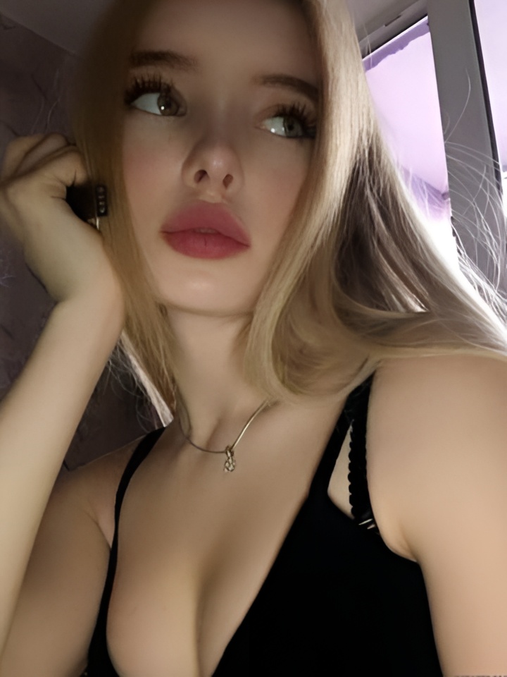 Индивидуалка Адель, доступна для личного знакомства от 3000 руб