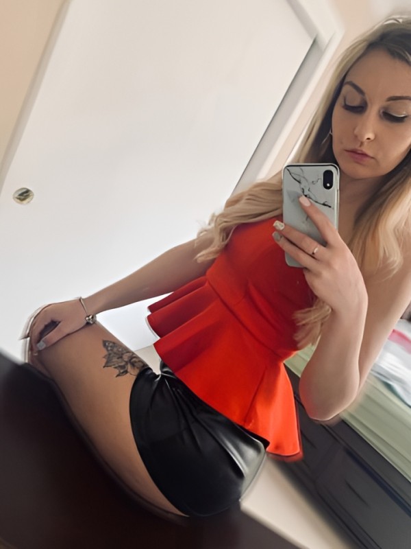 Дарья привлекательная девушка из Аткарска цена от 10000 руб