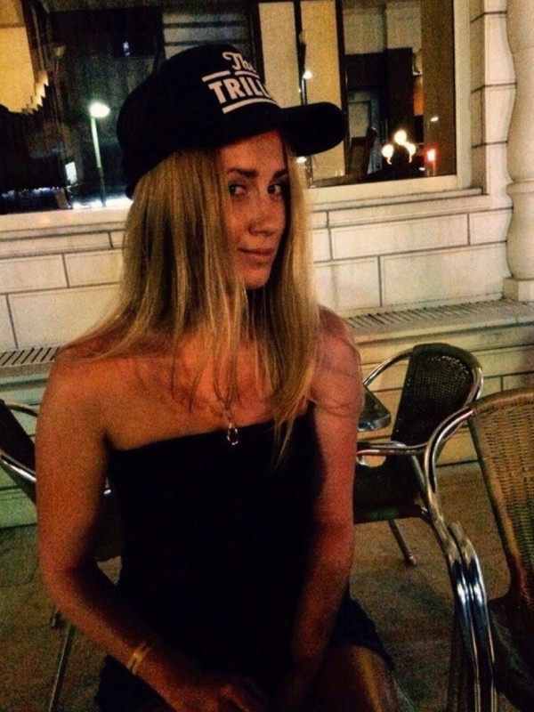 Рута привлекательная девушка из Аткарска цена от 3500 руб