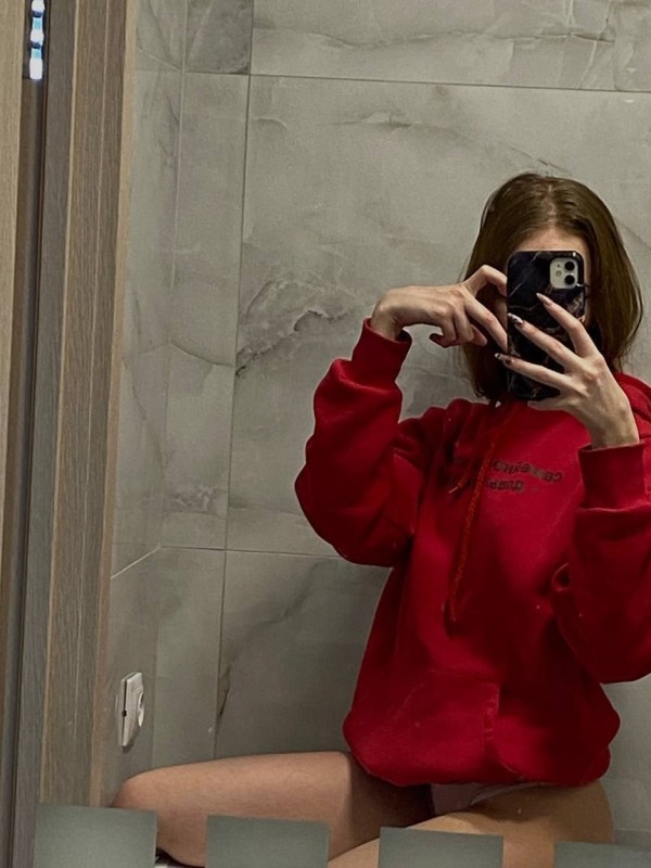 Надя привлекательная девушка из Аткарска цена от 3000 руб