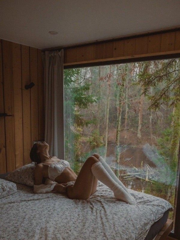 Елена привлекательная девушка из Аткарска цена от 7000 руб